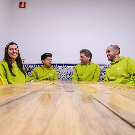 Help Yourself Hostels - Restelo Lisabona Exterior foto