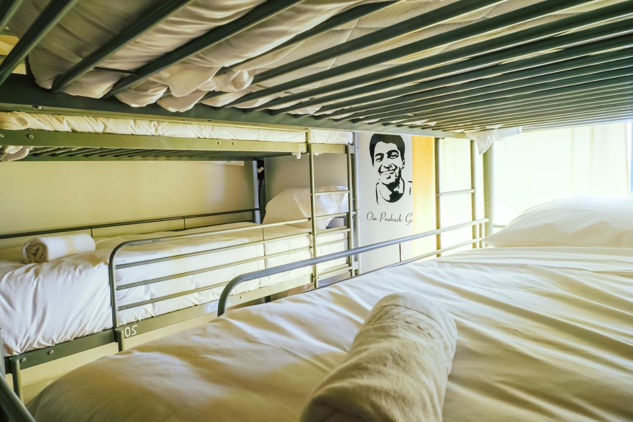 Help Yourself Hostels - Restelo Lisabona Exterior foto