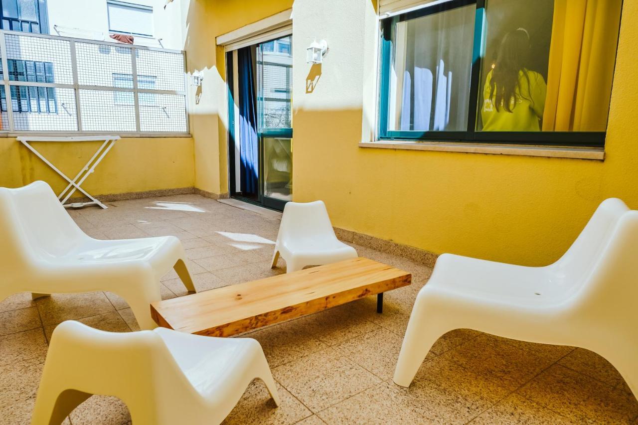 Help Yourself Hostels - Restelo Lisabona Exterior foto