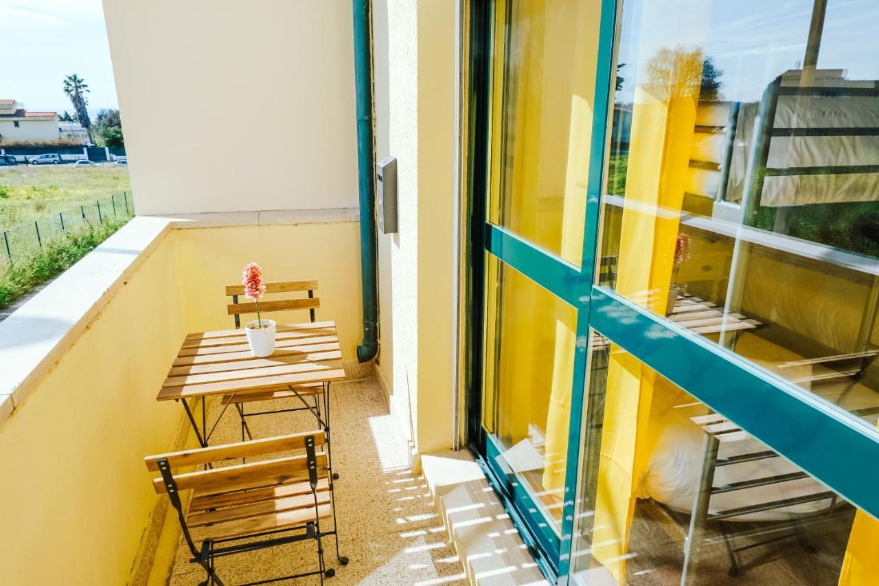 Help Yourself Hostels - Restelo Lisabona Exterior foto