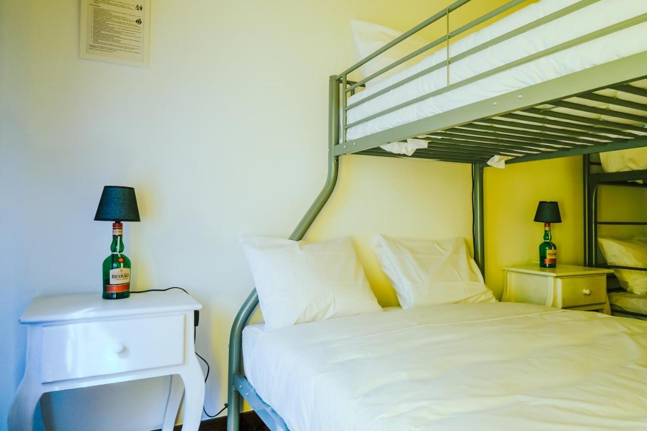Help Yourself Hostels - Restelo Lisabona Exterior foto